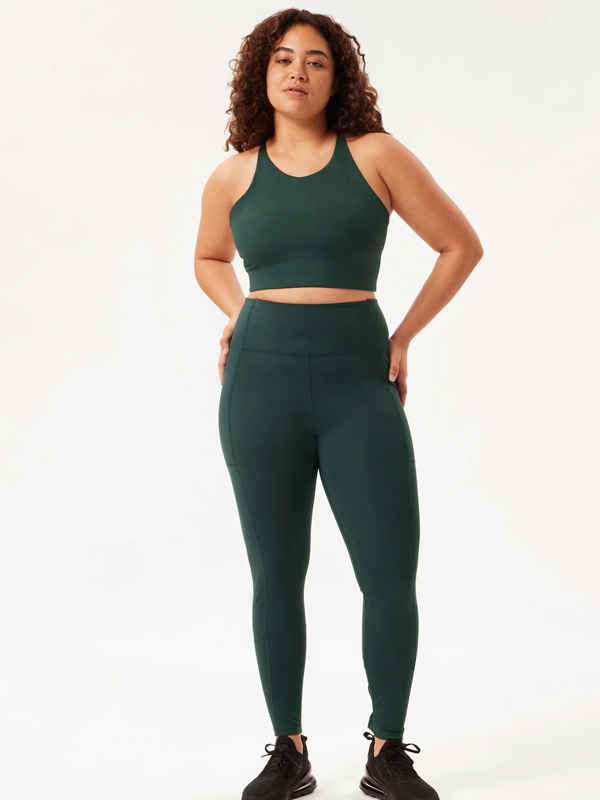 POCKET - Plus Size Trainingstights fra Girlfriend Collective