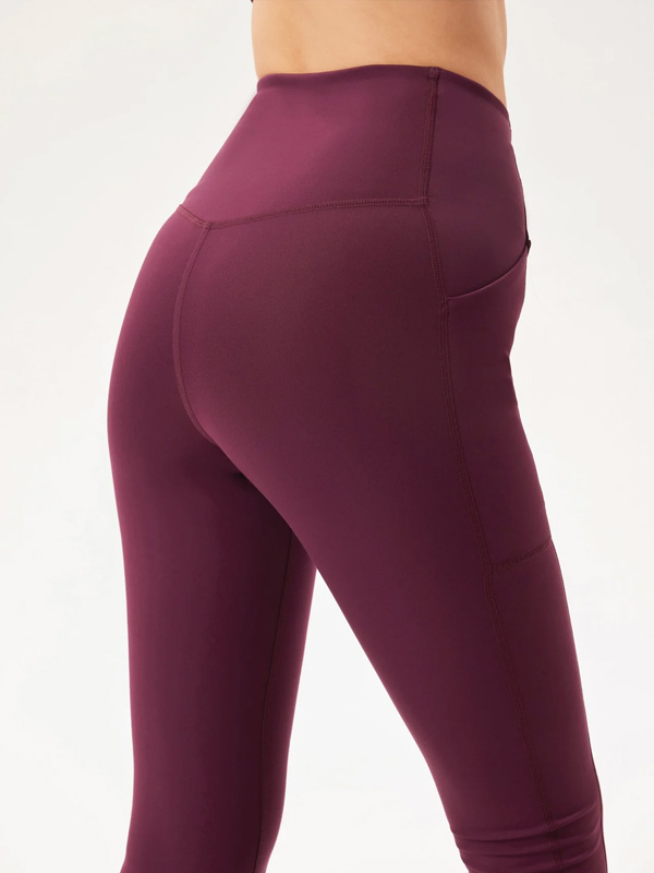 POCKET - Plus Size Trainingstights fra Girlfriend Collective