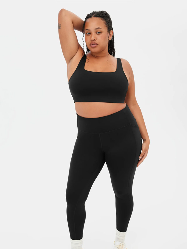 POCKET - Plus Size Trainingstights fra Girlfriend Collective