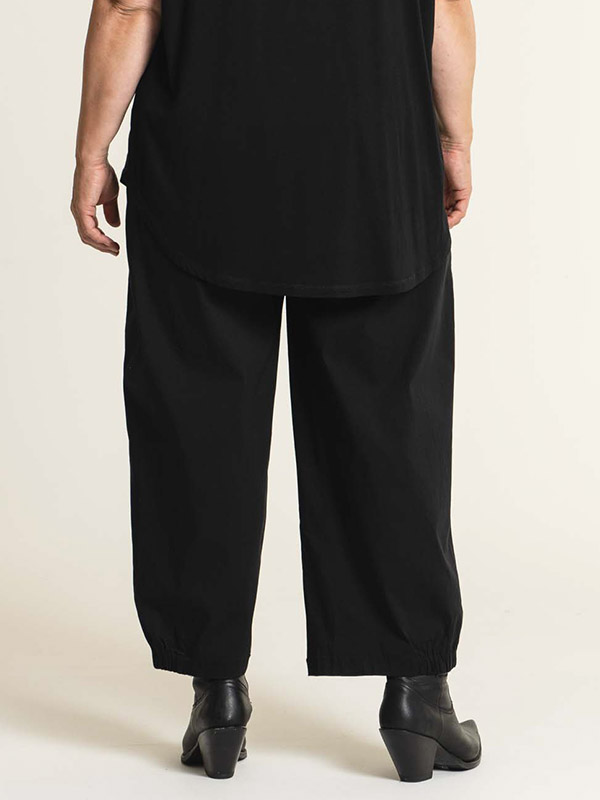 CLARA  - Plus Size Broek fra Gozzip