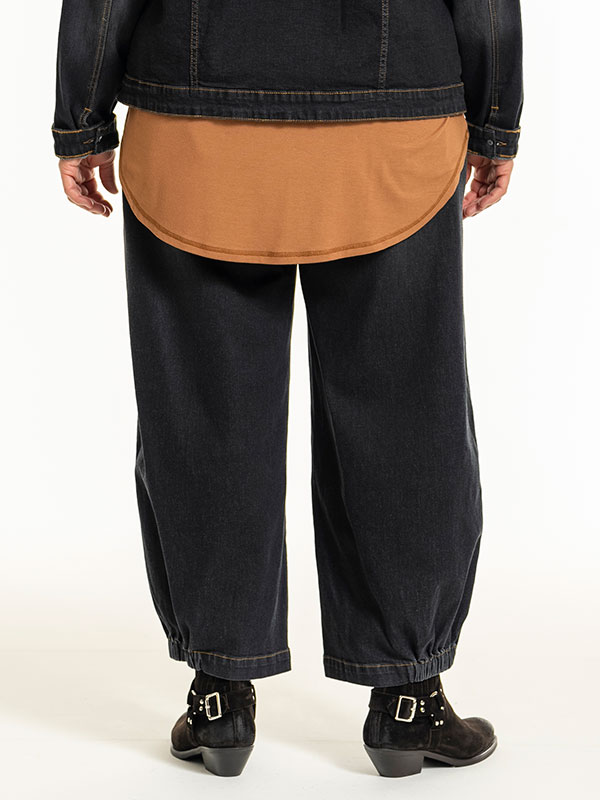 CLARA - Plus Size Jeans fra Gozzip