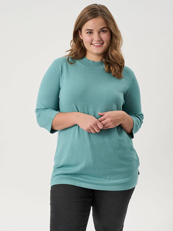 ADEILEEN - Plus Size Sweater fra Adia