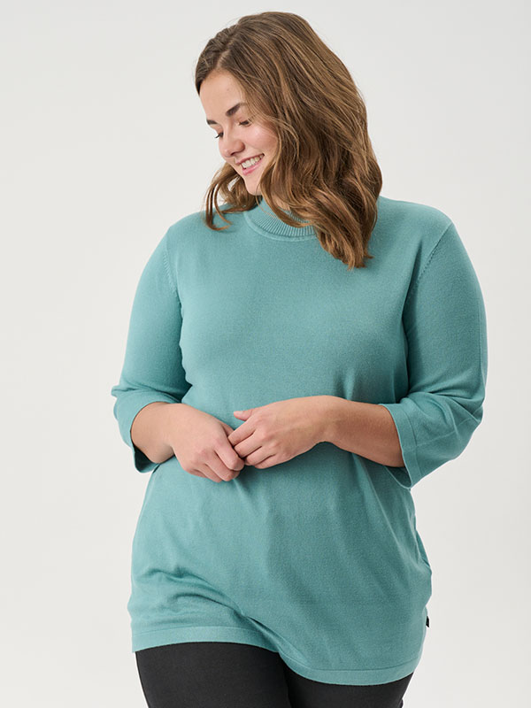 ADEILEEN - Plus Size Sweater fra Adia