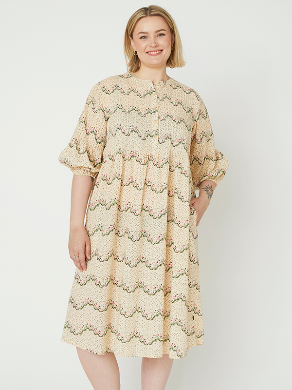 ADFILLUCCA - Plus Size Jurk fra Adia