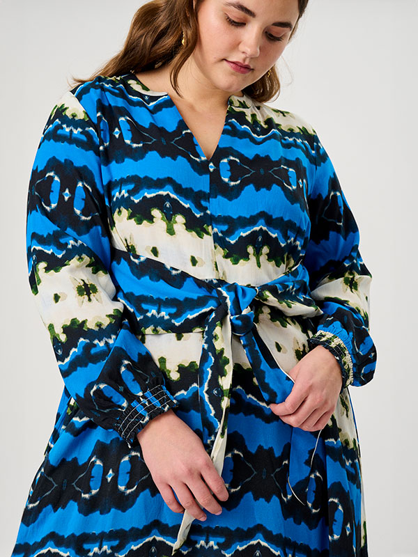 ADGHITA - Plus Size Jurk fra Adia