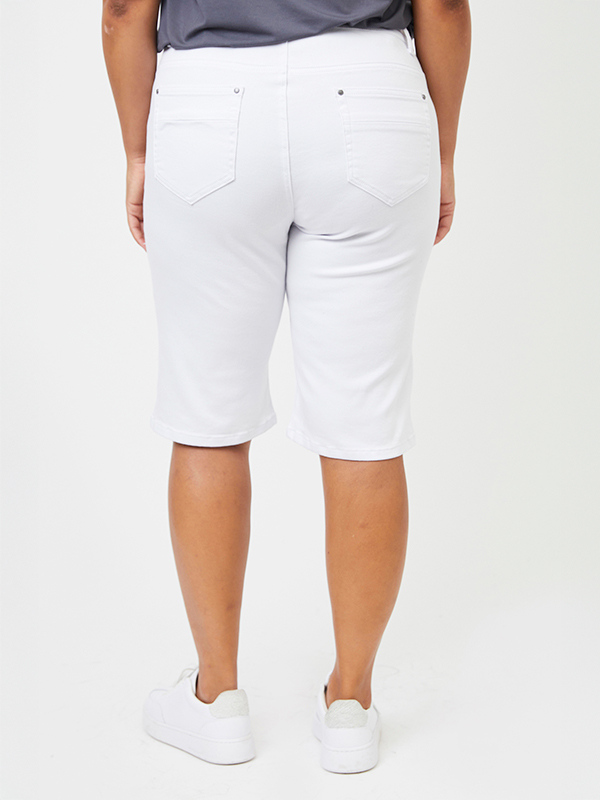 ADMILAN SHORTS - Plus Size Shorts fra Adia