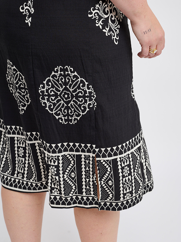ADTHORID - Plus Size Jurk fra Adia
