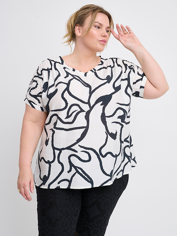 ADTULA - Plus Size Blouse fra Adia