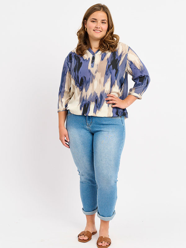 ADVERA - Plus Size Blouse fra Adia