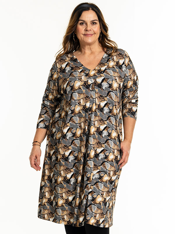GINA - Plus Size Jurk fra Gozzip