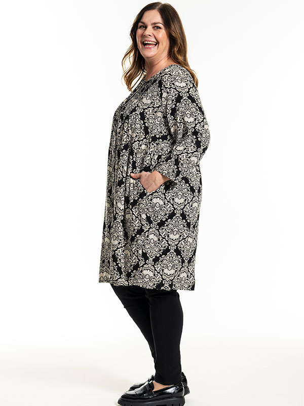 JOHANNE - Plus Size Tunic fra Gozzip
