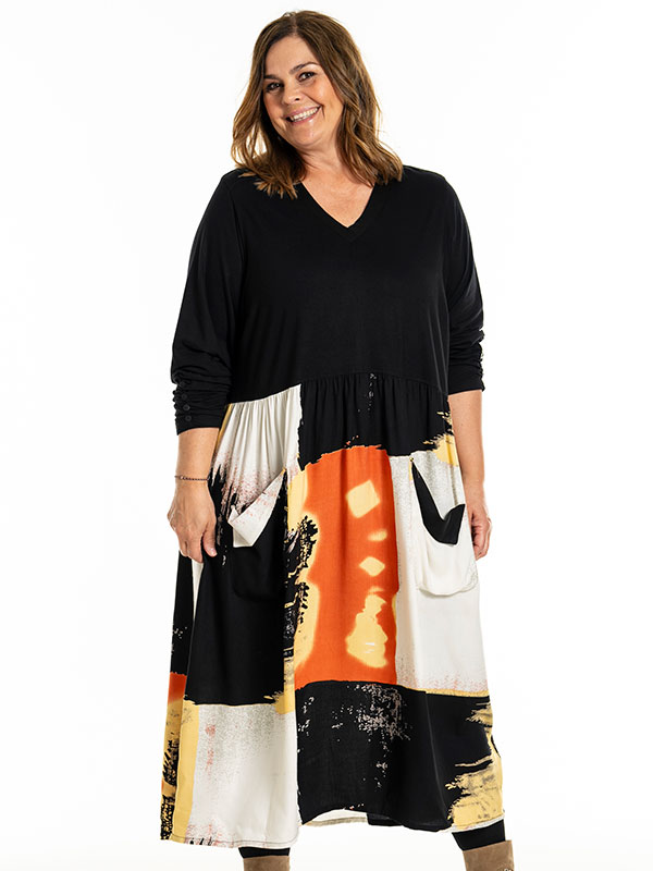 ILLONA - Plus Size Jurk fra Gozzip