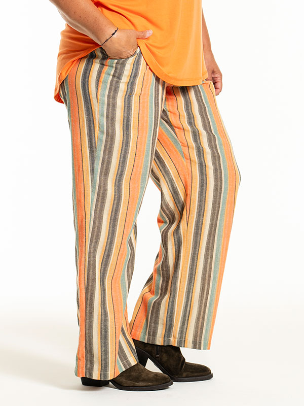 JAKOBE - Plus Size Broek fra Gozzip