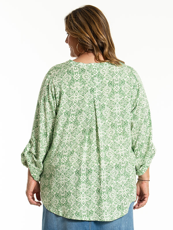 BILLIE - Plus Size Blouse fra Gozzip