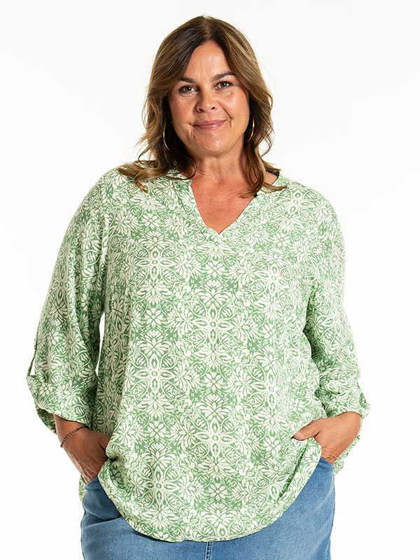 BILLIE - Plus Size Blouse fra Gozzip