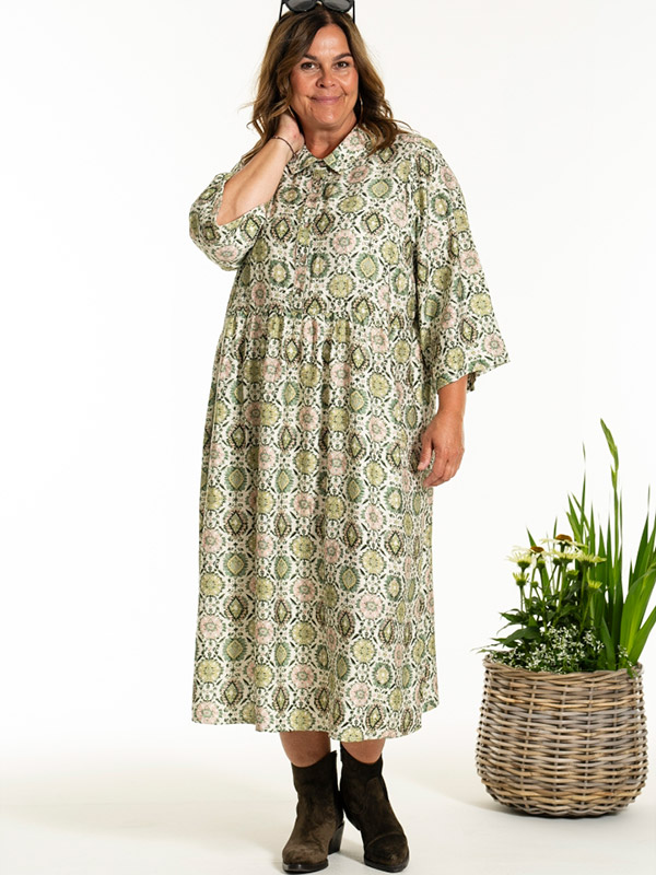 ANN-LOUISE - Plus Size Jurk fra Gozzip