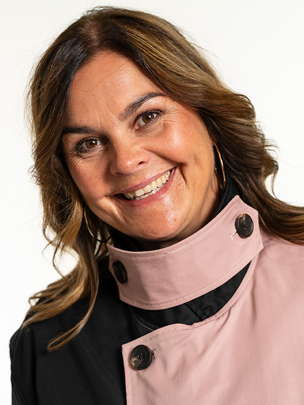JULLA - Plus Size Jas fra Gozzip