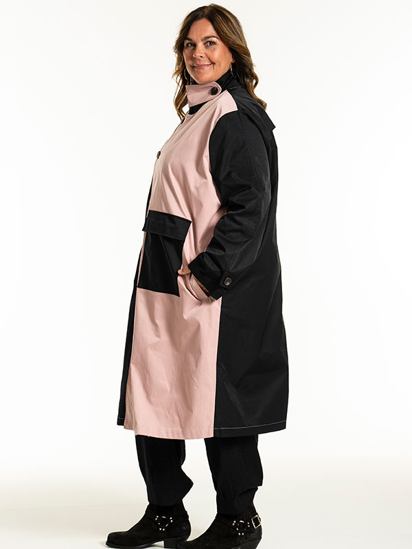 JULLA - Plus Size Jas fra Gozzip