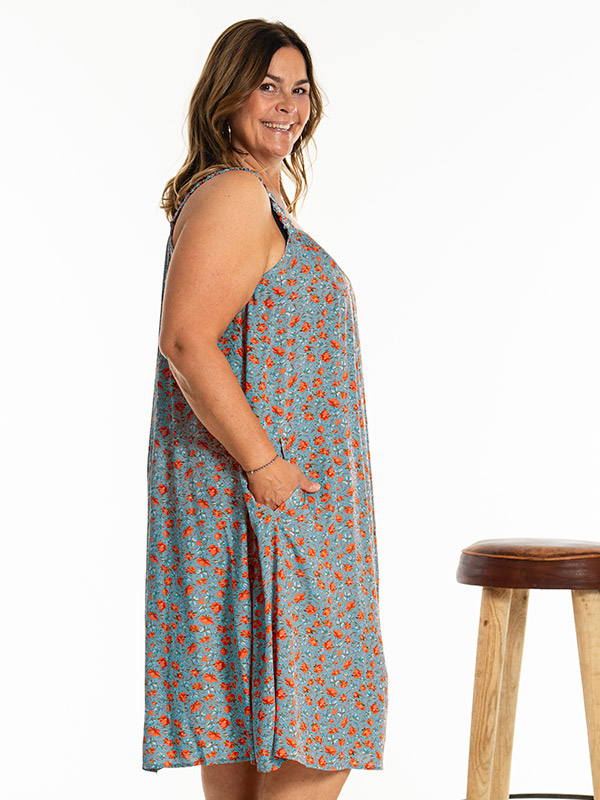 KARLINA - Plus Size Jurk fra Gozzip