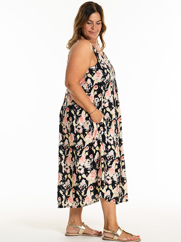 KAROLE - Plus Size Jurk fra Gozzip