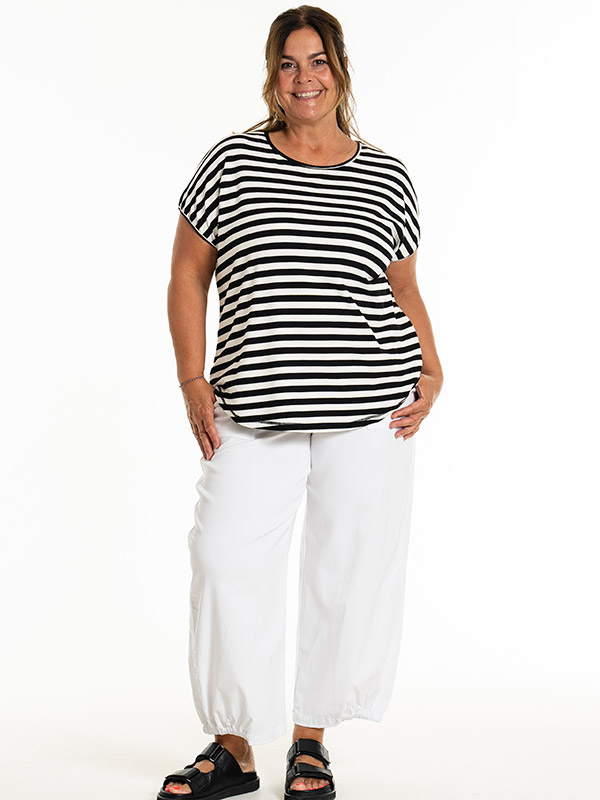 GITTE - Plus Size T-shirt fra Gozzip