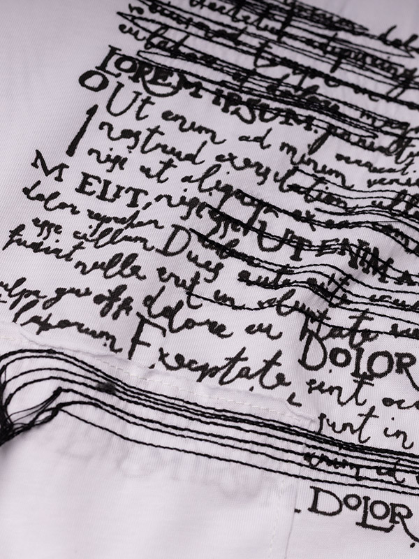 LILIAN - Plus Size T-shirt fra Gozzip Black