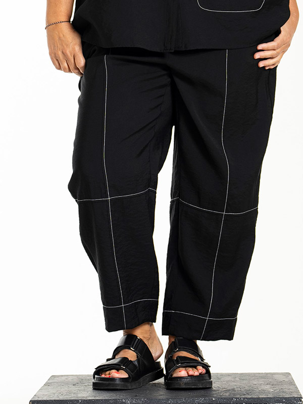 LOLLY - Plus Size Broek fra Gozzip Black