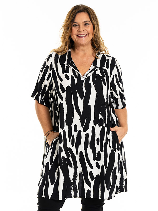 METTE - Plus Size Tunic fra Gozzip