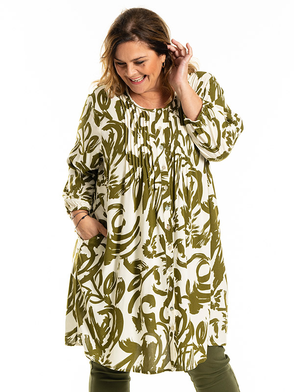 JOHANNE - Plus Size Tunic fra Gozzip