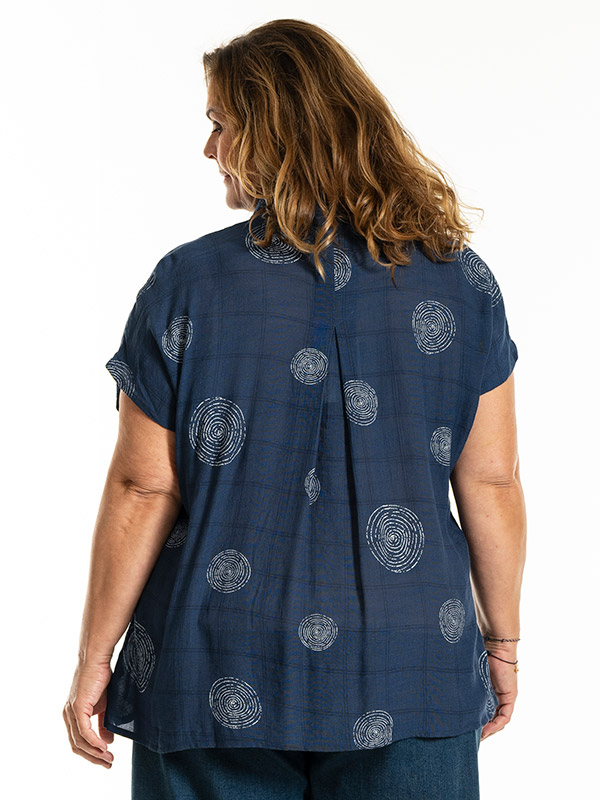 KAISA - Plus Size Overhemd fra Gozzip