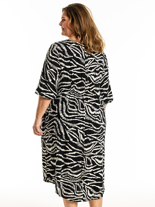 ALICE - Plus Size Jurk fra Gozzip