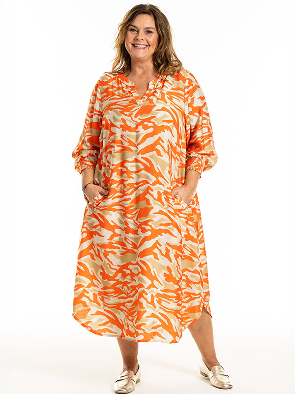 VALDIS - Plus Size Jurk fra Gozzip