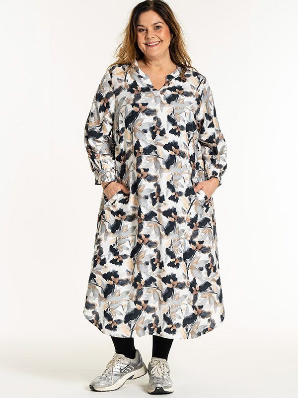 VALDIS - Plus Size Jurk fra Gozzip