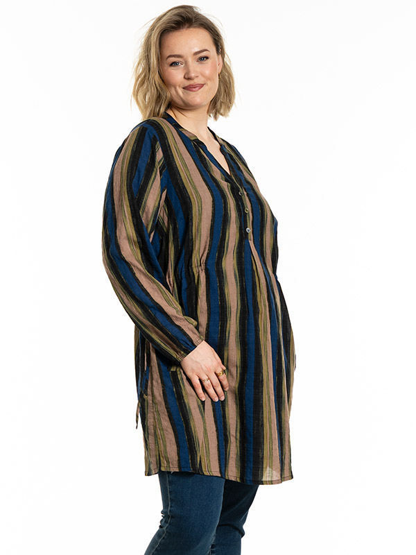GNORA - Plus Size Tunic fra Gozzip