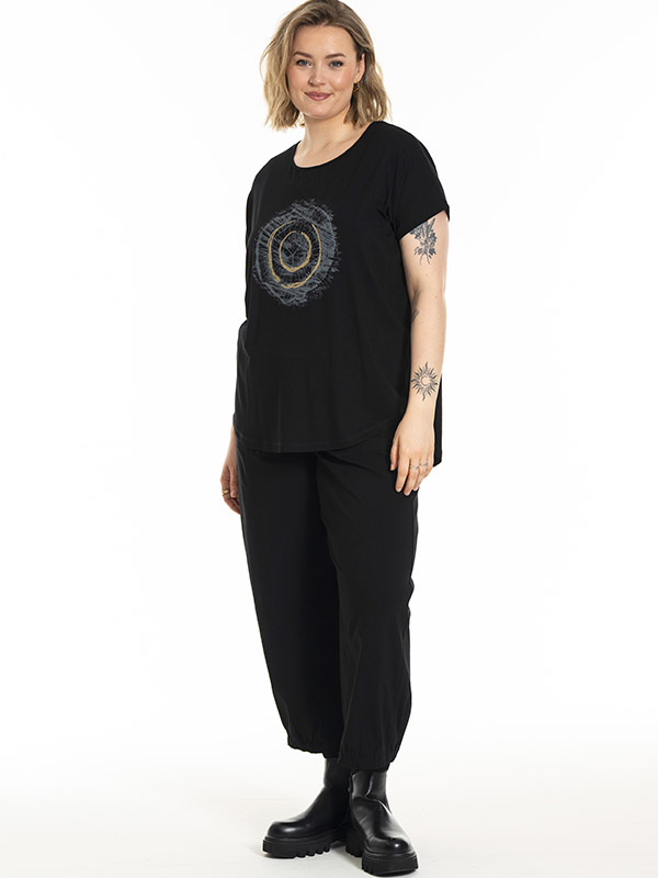 GITTE - Plus Size T-shirt fra Gozzip