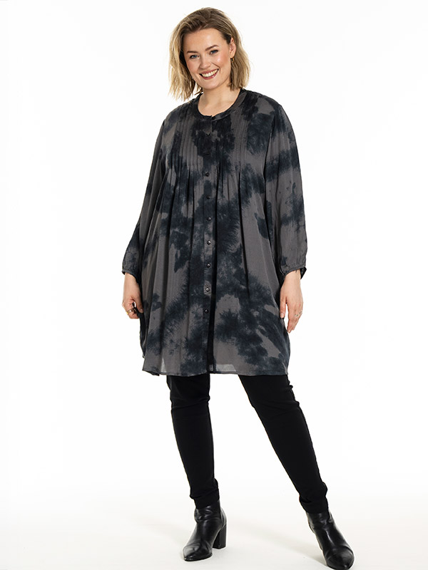 GJOHANNE - Plus Size Tunic fra Gozzip