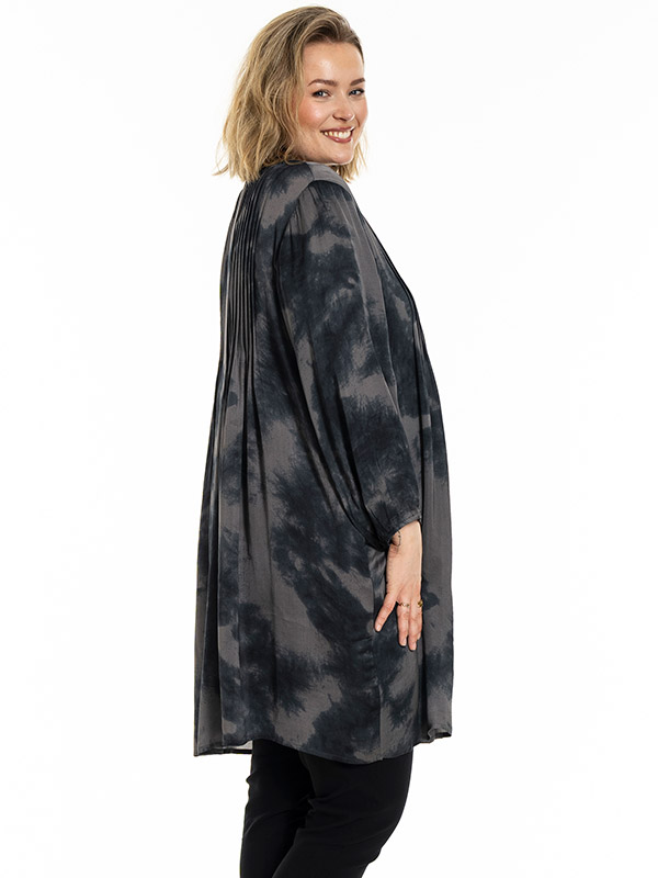 GJOHANNE - Plus Size Tunic fra Gozzip