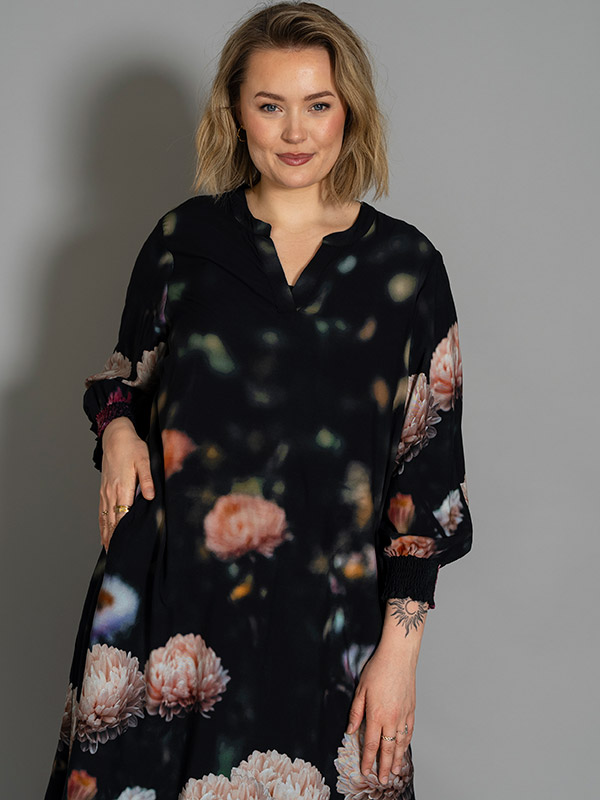 GVALDIS - Plus Size Jurk fra Gozzip