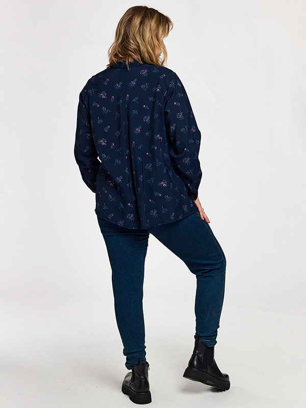 GKARINA - Plus Size Overhemd fra Gozzip