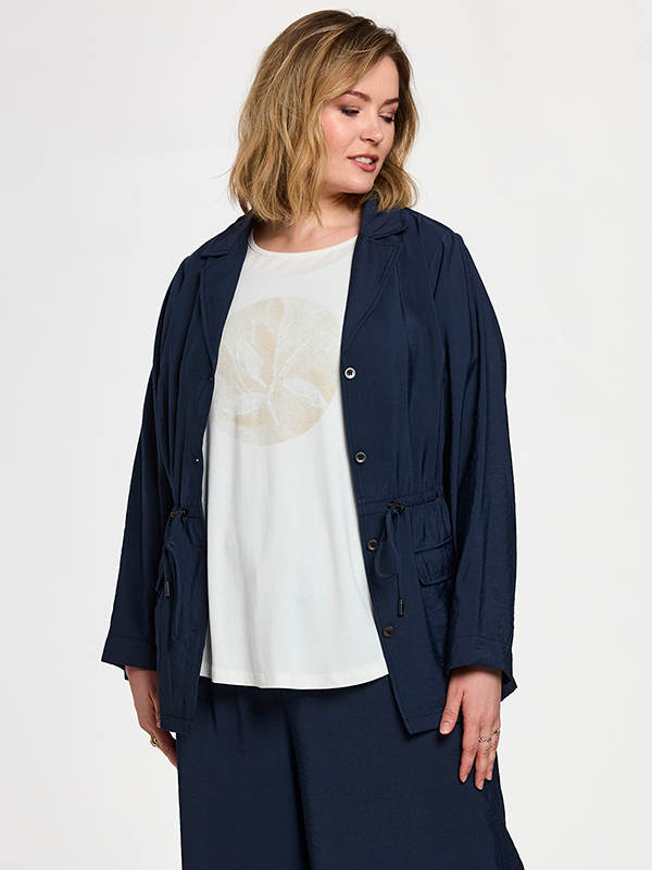 GMELLA - Plus Size Jas fra Gozzip