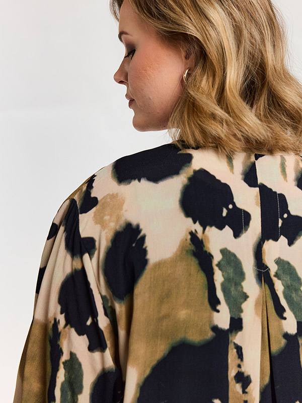 GMIRABELLE - Plus Size Blouse fra Gozzip