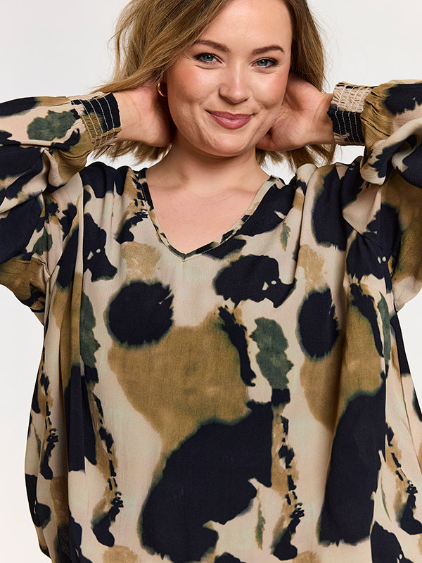 GMIRABELLE - Plus Size Blouse fra Gozzip