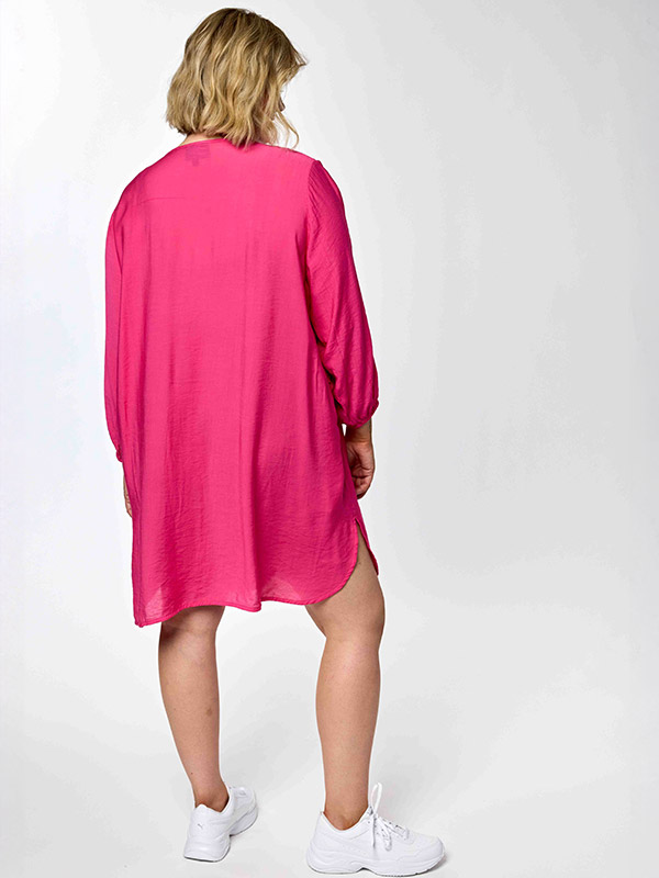 GJOHANNA - Plus Size Tunic fra Gozzip