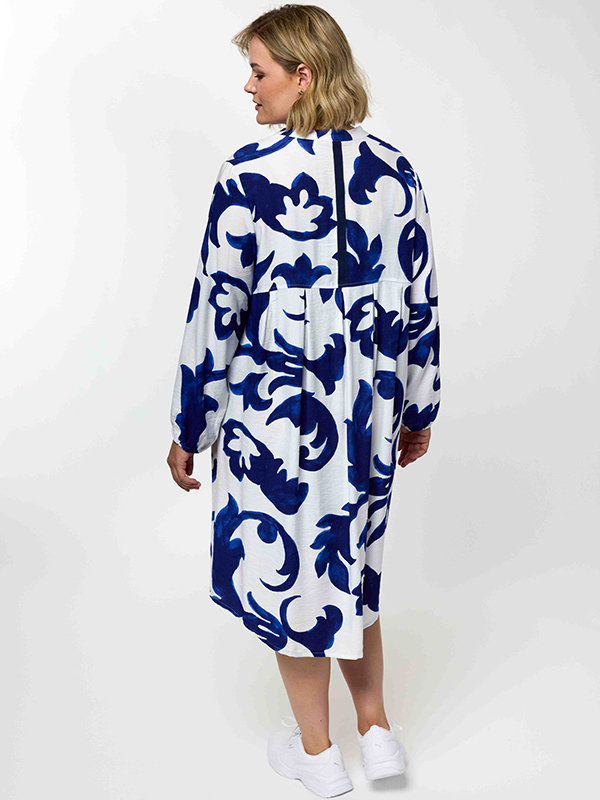 GANJA - Plus Size Jurk fra Gozzip