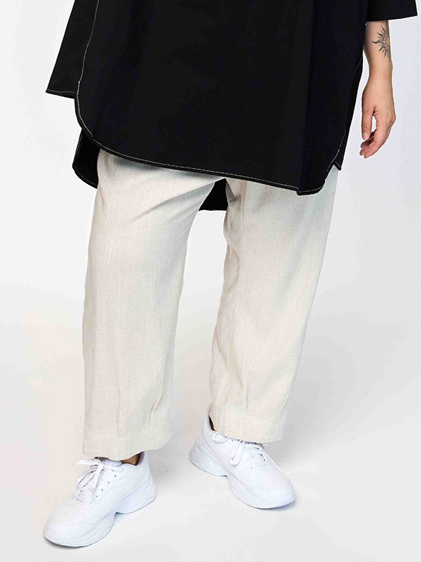 GJOA - Plus Size Broek fra Gozzip