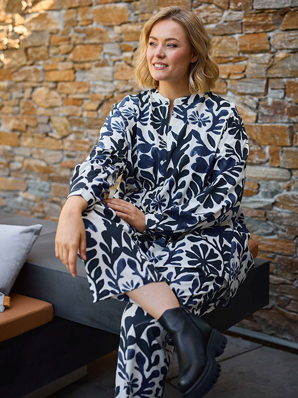 GAGNES - Plus Size Blouse fra Gozzip