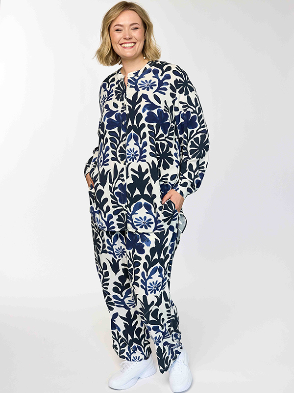 GAGNES - Plus Size Blouse fra Gozzip