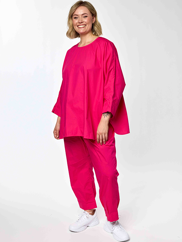 GJOA - Plus Size Broek fra Gozzip