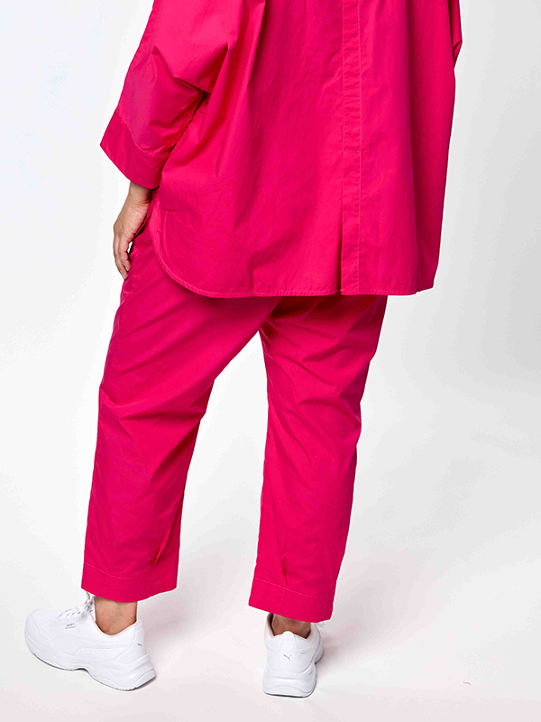 GJOA - Plus Size Broek fra Gozzip