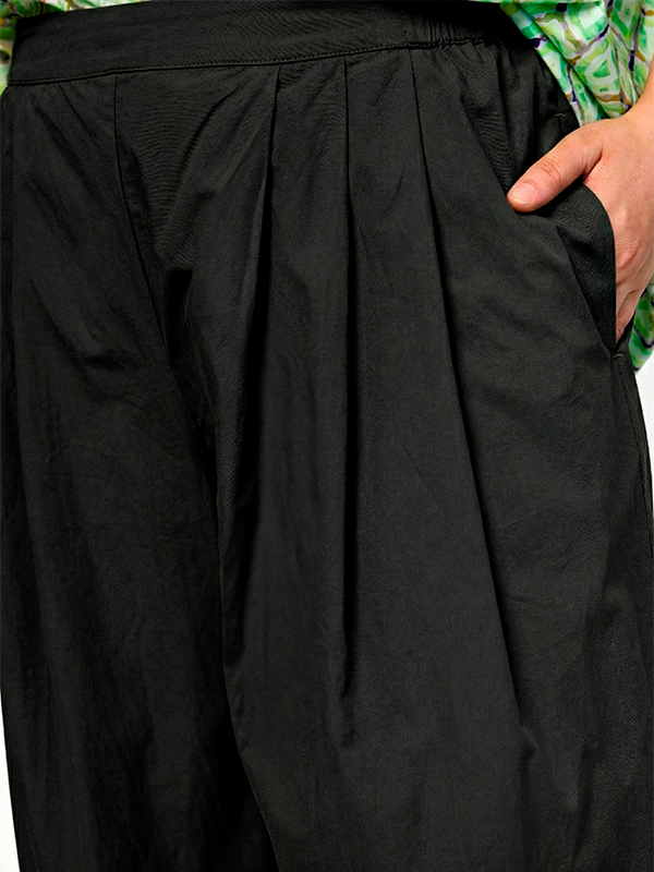 GTHEA - Plus Size Broek fra Gozzip